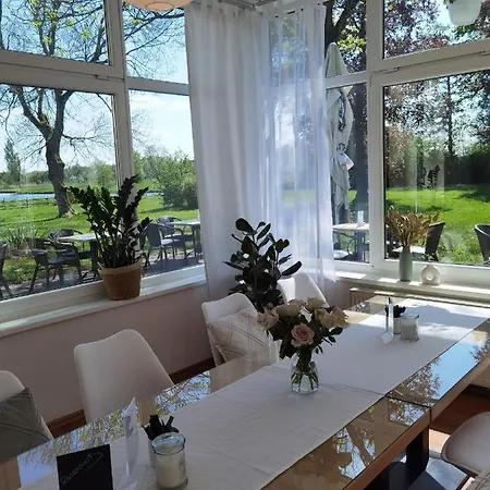 Gaestehaus, Ferienwohnung, Monteurwohnung, Stedinger Appartamento Berne